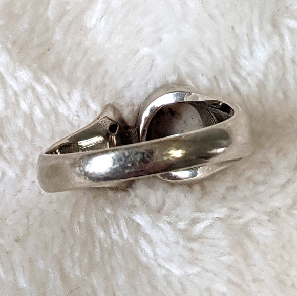 10K White Gold Vintage Diamond and Opal Ri… - Picture 3 of 9